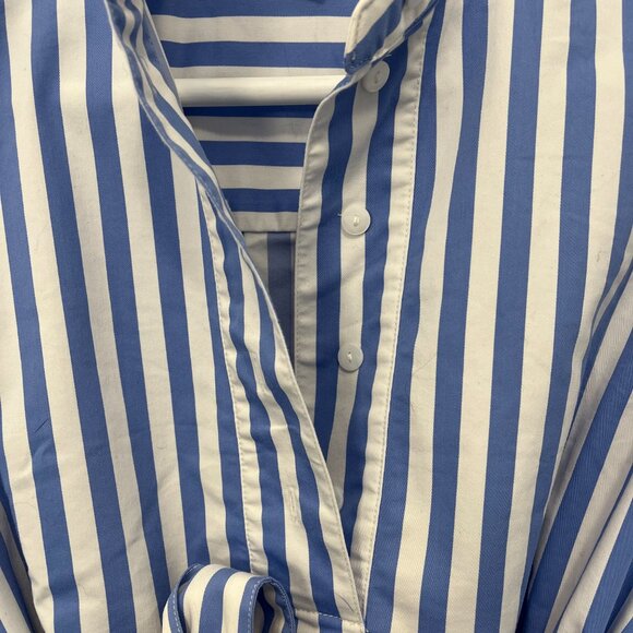 Club Monaco blue and white stripped top - Picture 2 of 8